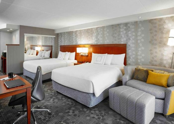 Courtyard by Marriott Toronto Brampton