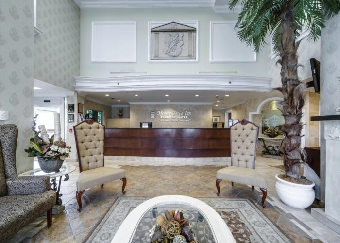 Monte Carlo Inn - Brampton Suites
