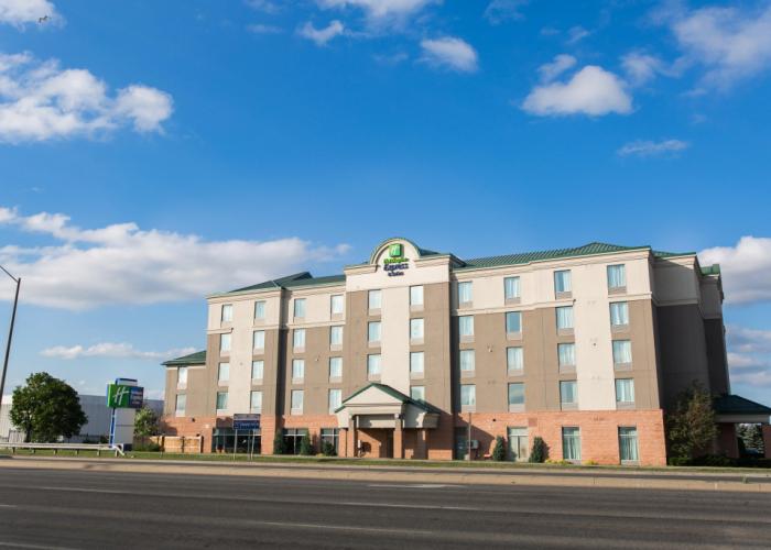 Holiday Inn Express & Suites Brampton by IHG