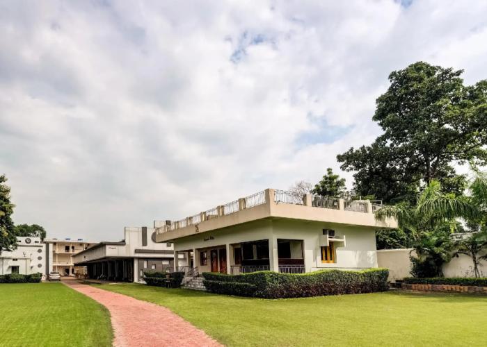 Capital O 48963 Gulmohar Marriage Garden