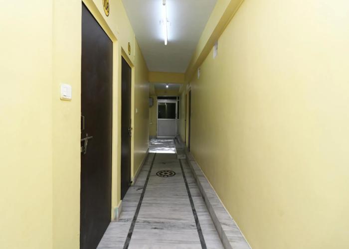 OYO 27954 Hotel Lalita