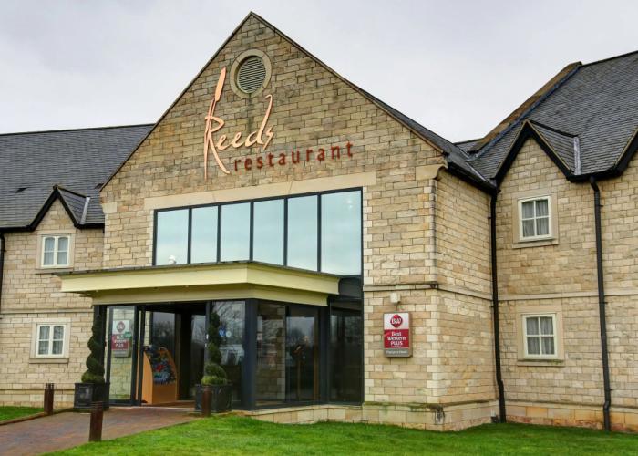 Best Western Plus Pastures Hotel