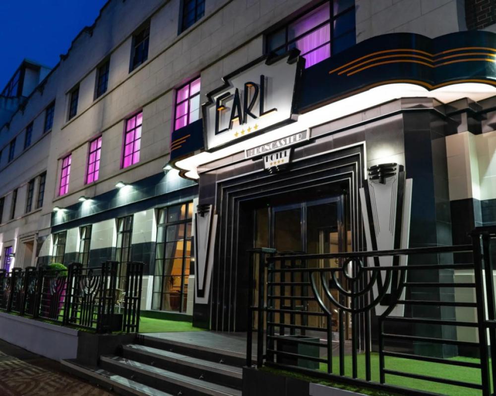 The Earl of Doncaster Hotel