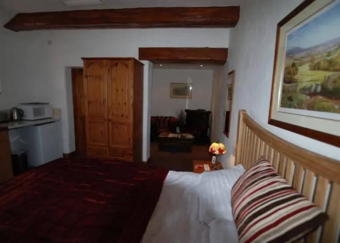Home Farm & Lodge