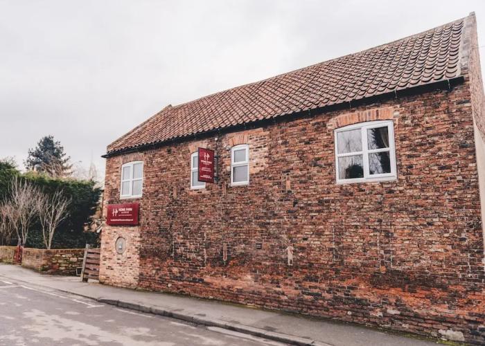 Home Farm & Lodge