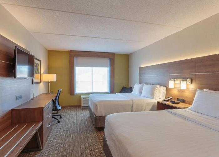 Holiday Inn Express & Suites Belleville by IHG