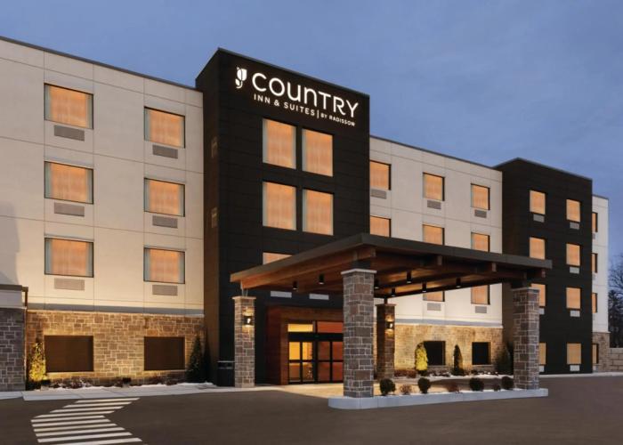 Country Inn & Suites by Radisson, Belleville, ON