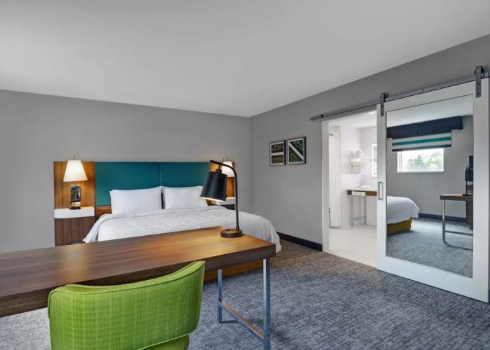 Hampton Inn & Suites by Hilton Belleville