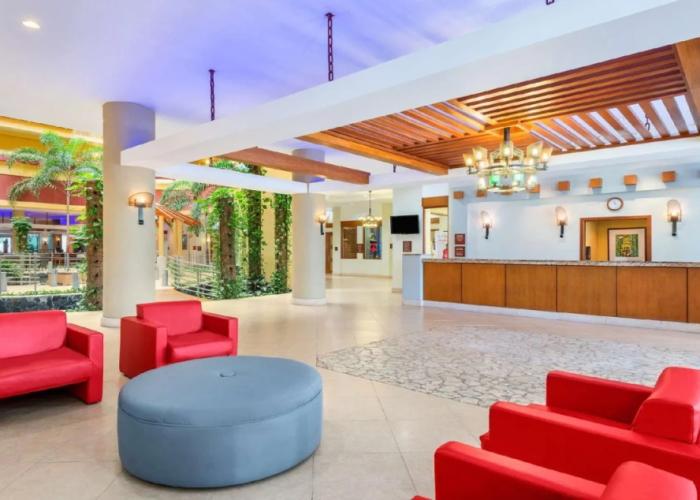 Embassy Suites by Hilton Dorado del Mar Beach Resort