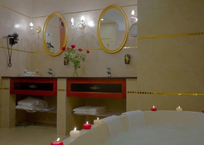 Hotel Divinus