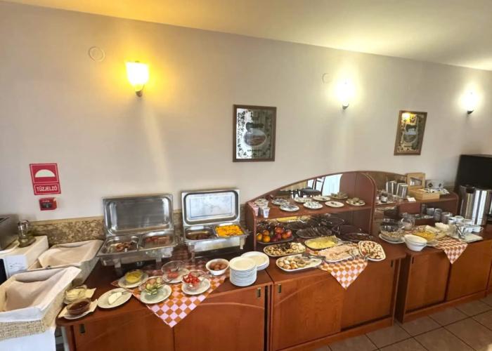 Hotel Platan