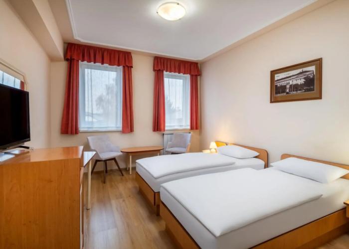 Hotel Platan