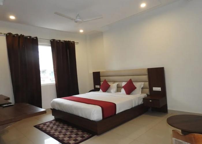 Hotel Aakash Residency
