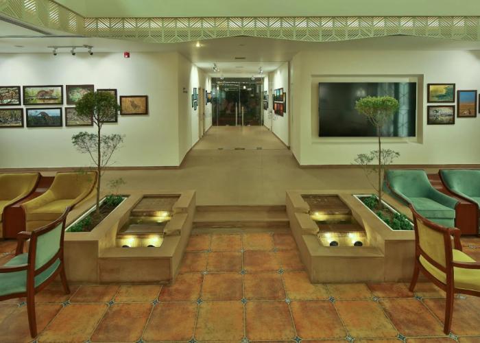 Inderlok Hotel