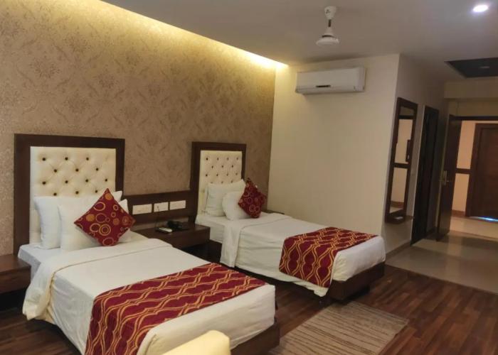 Hotel JSR Continental