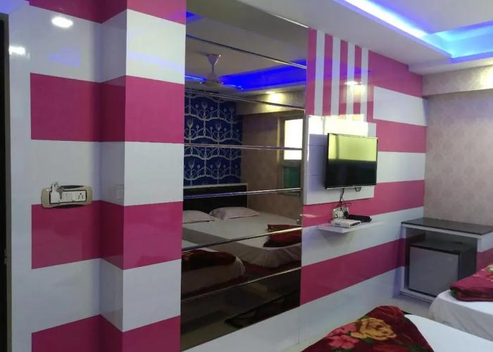Hotel Laabh