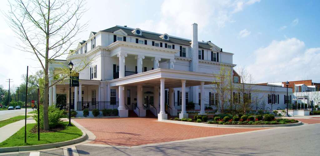 Historic Boone Tavern Hotel and Restaurant