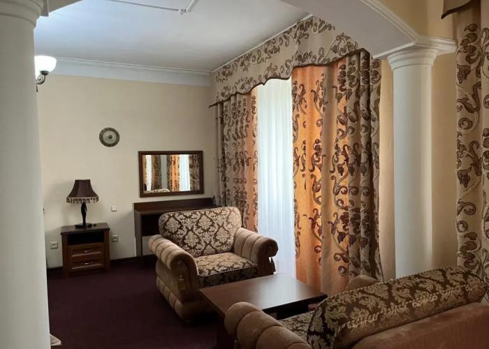 Zhambyl Hotel