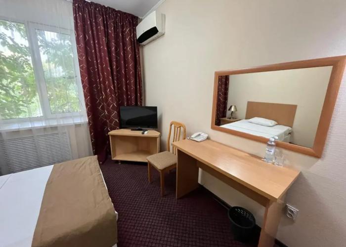 Zhambyl Hotel