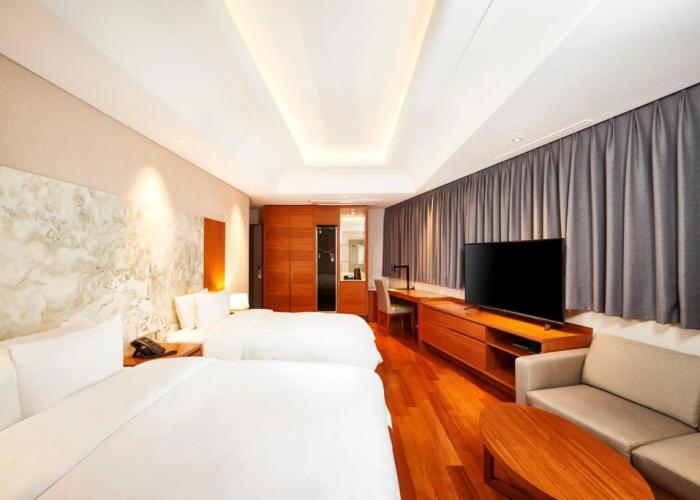 Golden Tulip Balikpapan Hotel & Suites