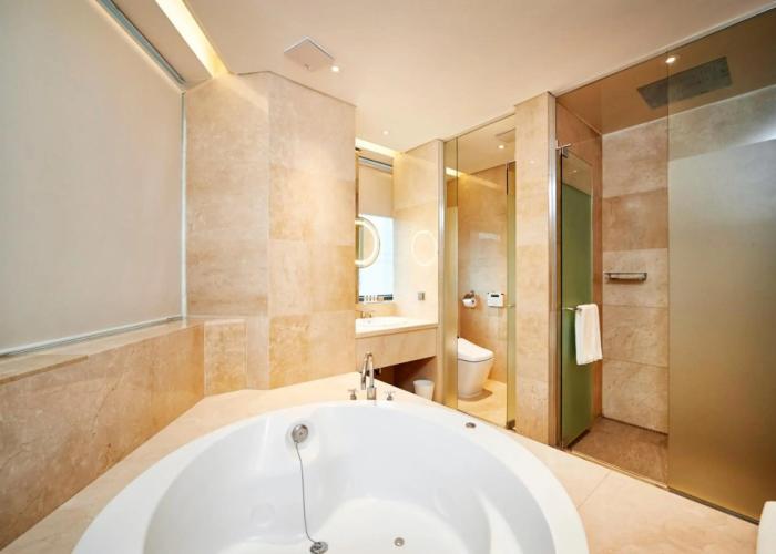 Golden Tulip Balikpapan Hotel & Suites