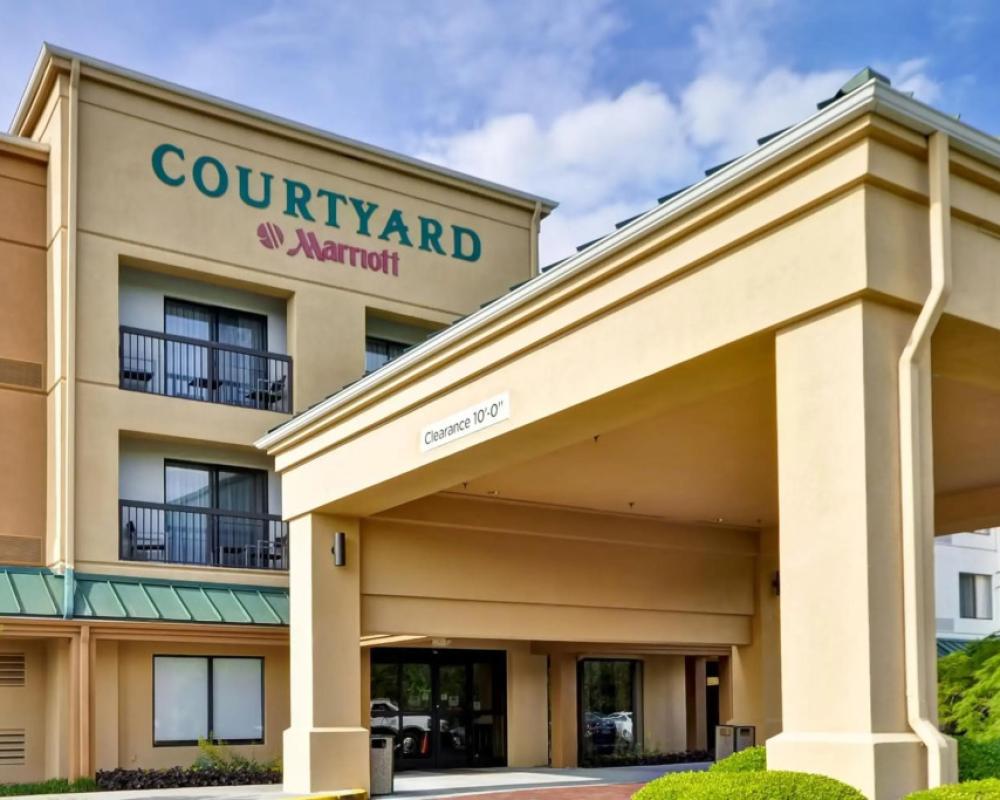 Courtyard by Marriott Dalton