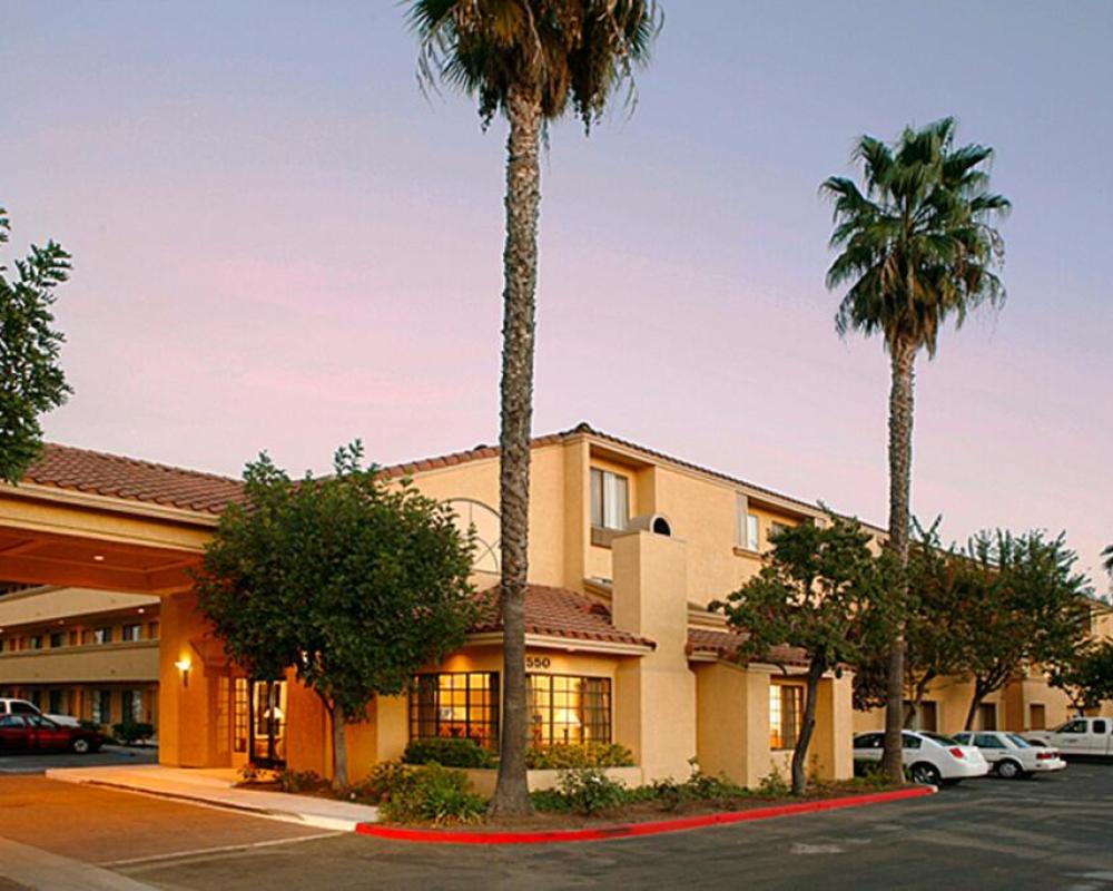 Holiday Inn Express Simi Valley by IHG