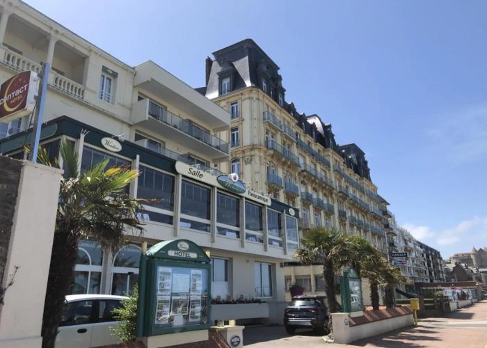 Hôtel Windsor FRONT DE MER