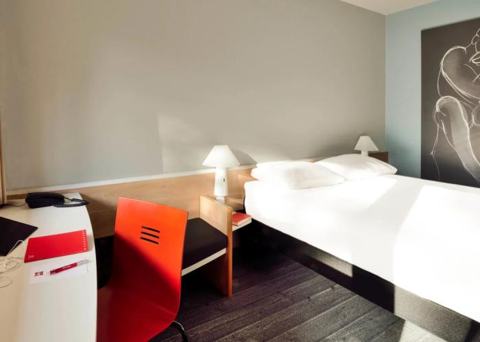 ibis Dieppe Val Druel