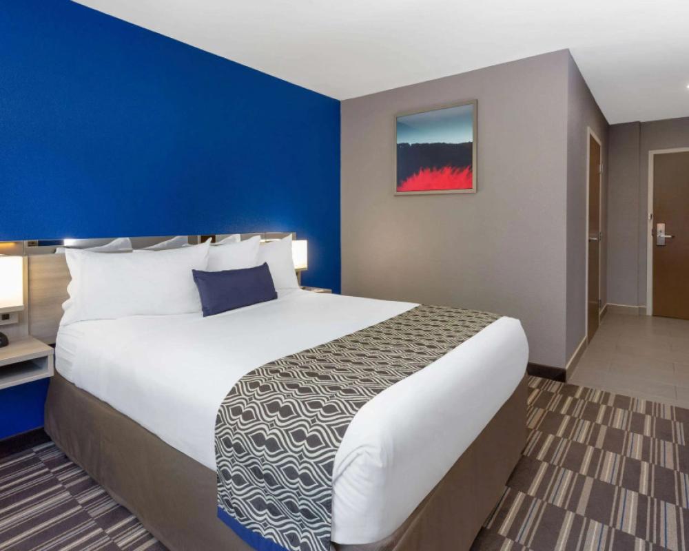 Microtel Inn & Suites by Wyndham Bethel/Danbury