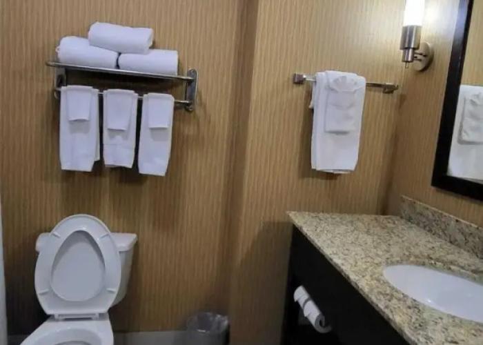 Holiday Inn Express Hotel & Suites Smithfield - Selma I -95, An Ihg Hotel