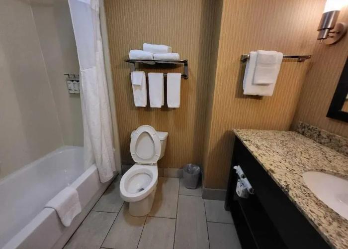 Holiday Inn Express Hotel & Suites Smithfield - Selma I -95, An Ihg Hotel