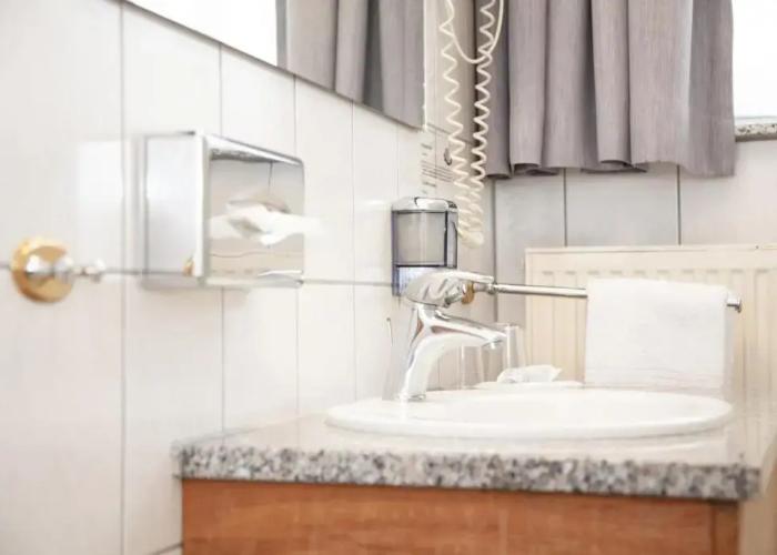 Hotel Lonac