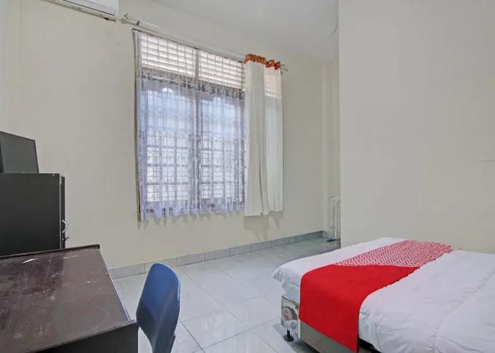 OYO 92928 Lavina Guesthouse