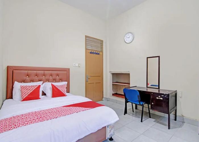 OYO 92928 Lavina Guesthouse