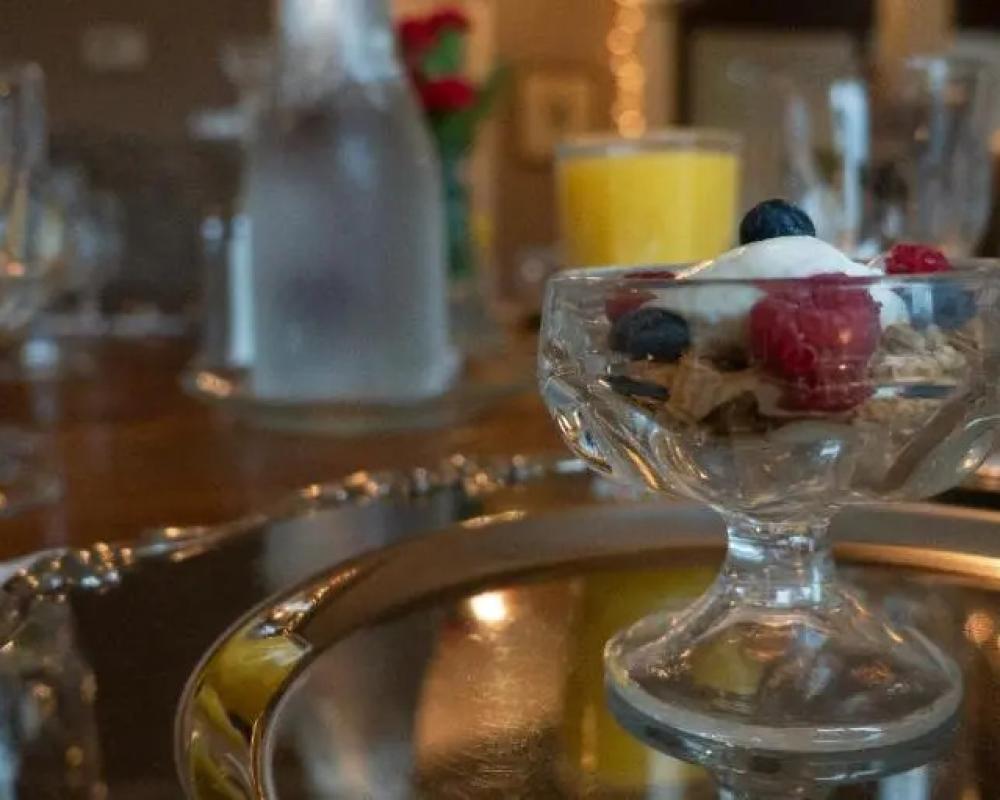 Cinnamon Bear Creekside Inn