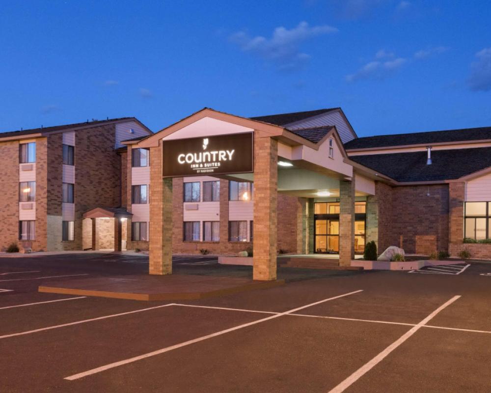 Country Inn & Suites by Radisson, Coon Rapids, MN