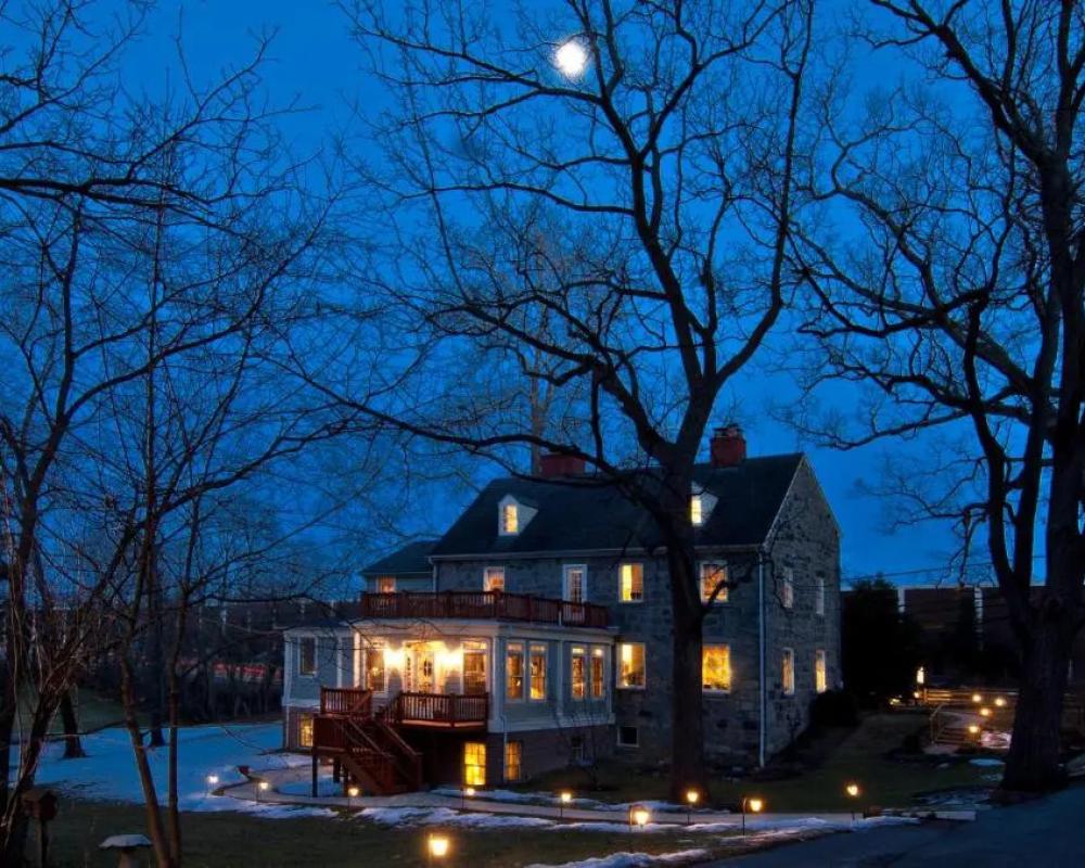 The Wayside Inn Bed & Breakfast