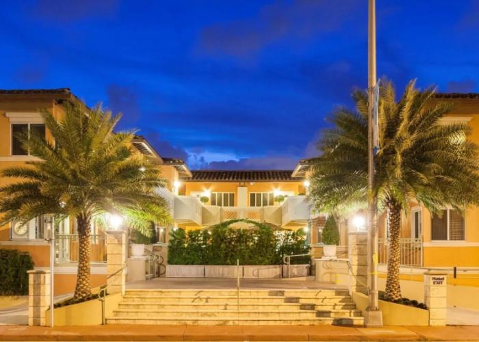 Sun Harbour Boutique Hotel