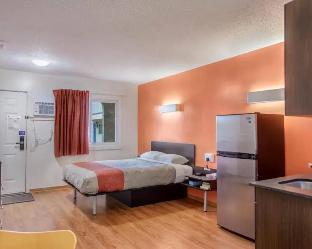 фото Motel Bo (Camrose)