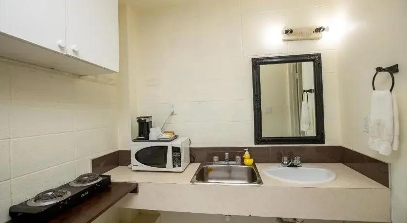 фото Camrose Motel