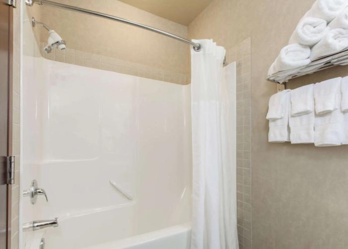 Ramada by Wyndham Camrose