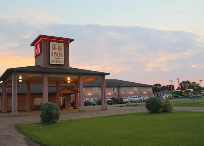 R & R Inn & Suites