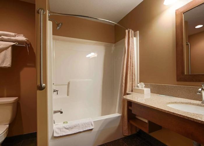 Camrose Resort & Casino